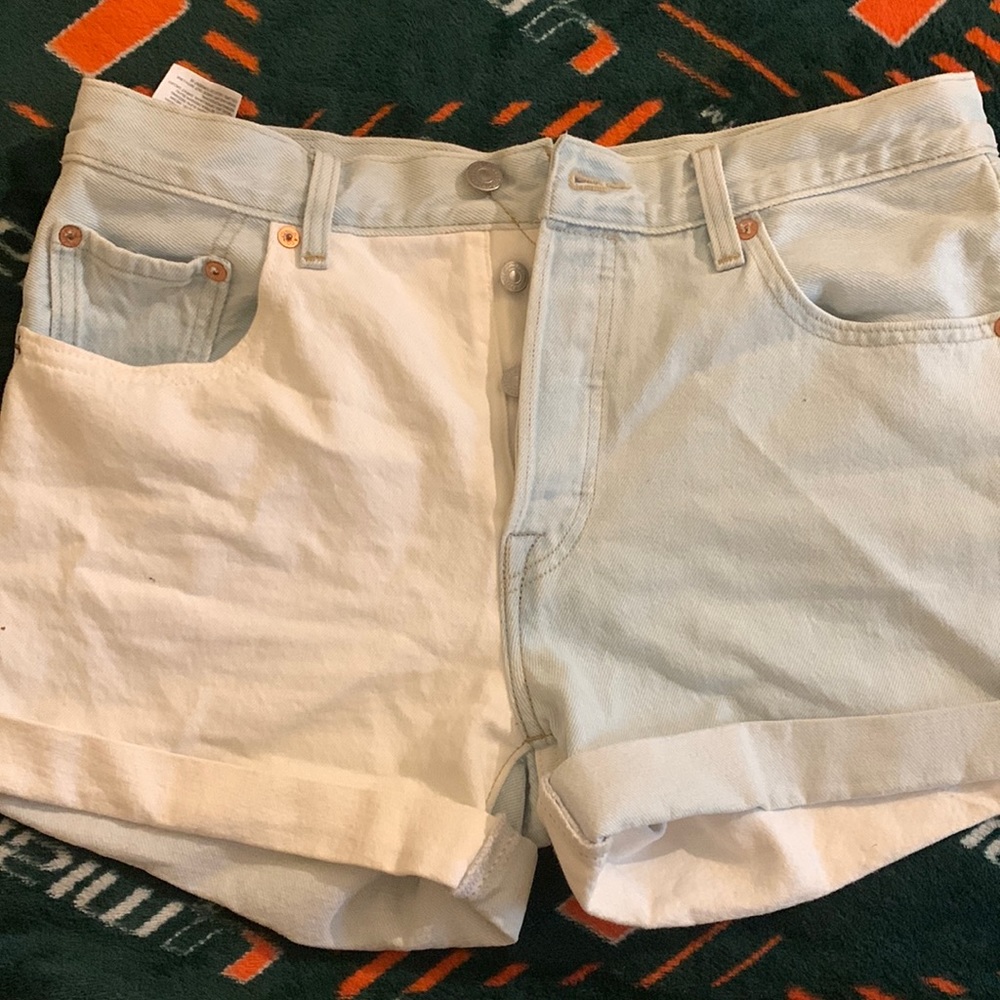 Two tone Levi’s 501 shorts